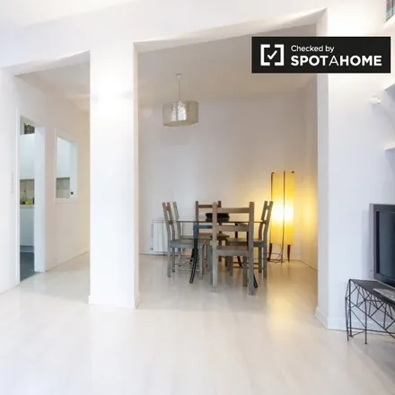 Rent this 1 bed apartment on Madrid in Aparcabicis, Calle de las Infantas