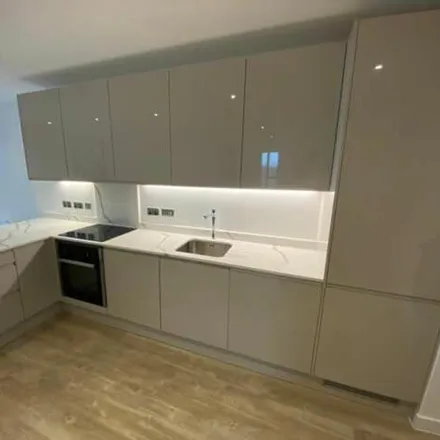 Image 3 - Queen Street, Salford, M3 7DQ, United Kingdom - Apartment for sale