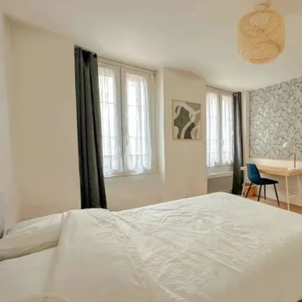 Image 2 - 21 p Rue de Lappe, 75011 Paris, France - Apartment for rent