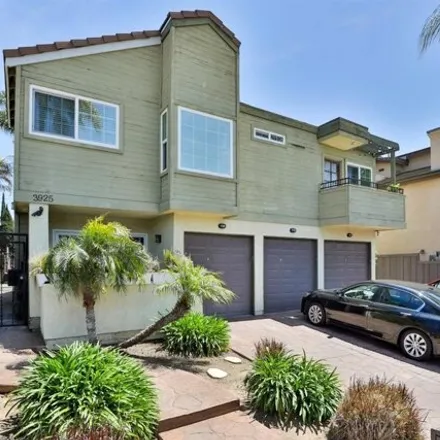 Buy this 2 bed condo on 3925 Oregon Street in San Diego, CA 92104