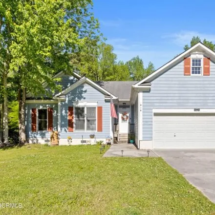 Buy this 3 bed house on 914 Mandarin Trail in Onslow County, NC 28540