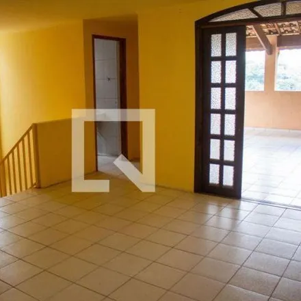 Rent this 3 bed house on Rua Tiradente in Vila São José, Ribeirão Pires - SP