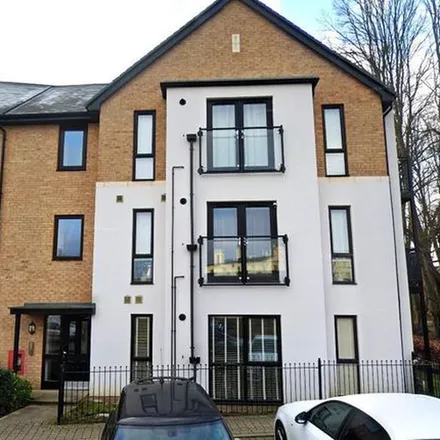 Rent this 2 bed apartment on London Road in Addington, ME19 5AJ