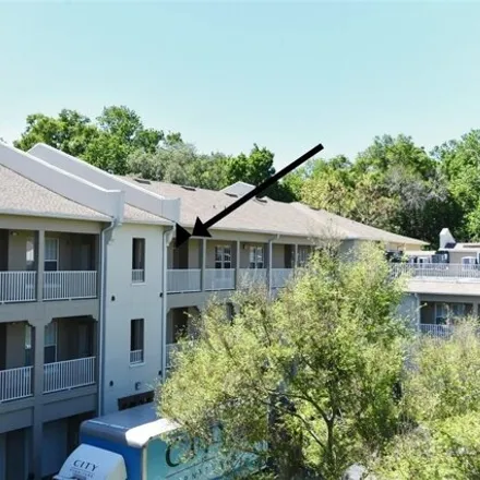 Buy this 2 bed condo on 1298 Wright Circle in Osceola County, FL 34747