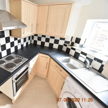 Rent this 1 bed apartment on UC in Guildford Street, Luton