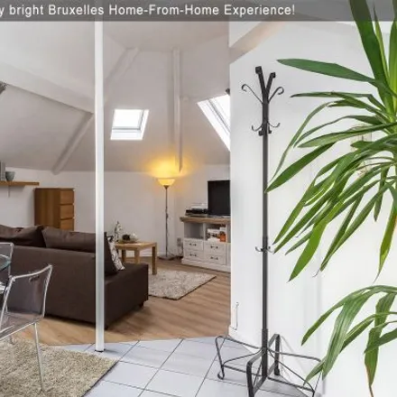 Rent this 3 bed apartment on Rue des Patriotes - Patriottenstraat 22 in 1000 Brussels, Belgium