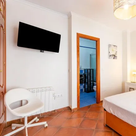 Rent this 5 bed house on 29740 Vélez-Málaga
