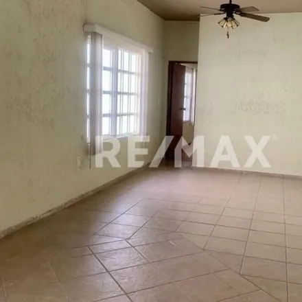 Rent this 2 bed apartment on Avenida Faja de Oro 714 in Tamaulipas, 36759 Salamanca