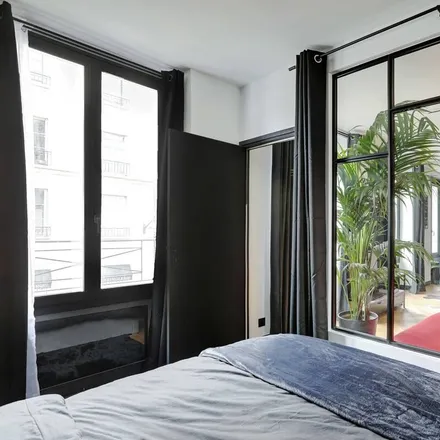 Image 3 - 32 Boulevard de Rochechouart, 75018 Paris, France - Apartment for rent