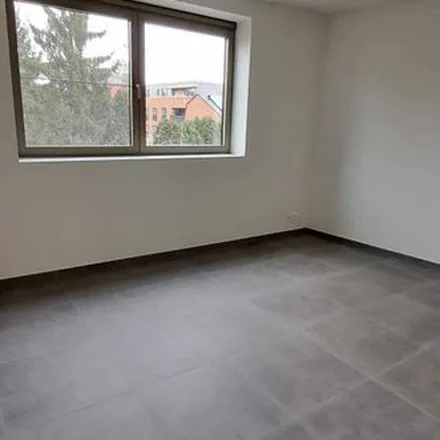 Rent this 4 bed apartment on Janseniusstraat 67 in 3000 Leuven, Belgium