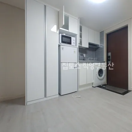 Image 1 - 서울특별시 관악구 봉천동 967-6 - Apartment for rent