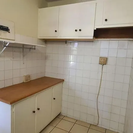 Image 6 - Toledo Avenue, Westridge, Durban, 4001, South Africa - Apartment for rent