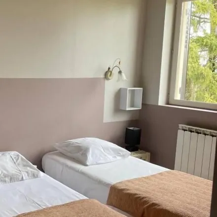 Rent this 2 bed house on Avenue des Portes de Lyon in 69360 Saint-Symphorien-d'Ozon, France