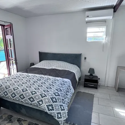 Rent this 4 bed apartment on 36 Avenue de Lauterbourg in 69160 Tassin-la-Demi-Lune, France