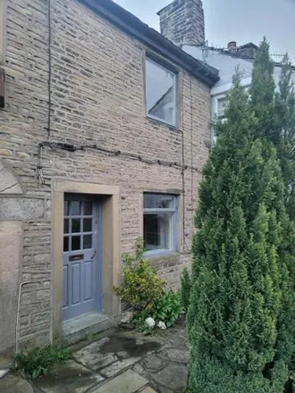 Image 1 - The Beehive, 35 Hague Street, Glossop, SK13 8NR, United Kingdom - Duplex for rent