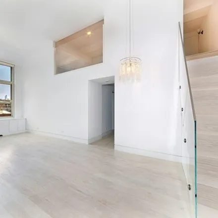 Image 2 - Park Avenue Court, East 87th Street, New York, NY 10128, USA - Condo for rent