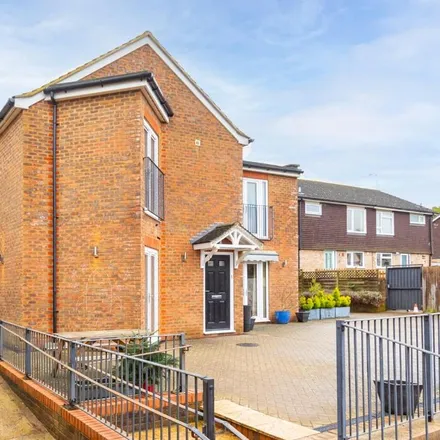 Rent this 2 bed apartment on Brook Street in Wigginton, HP23 5EF