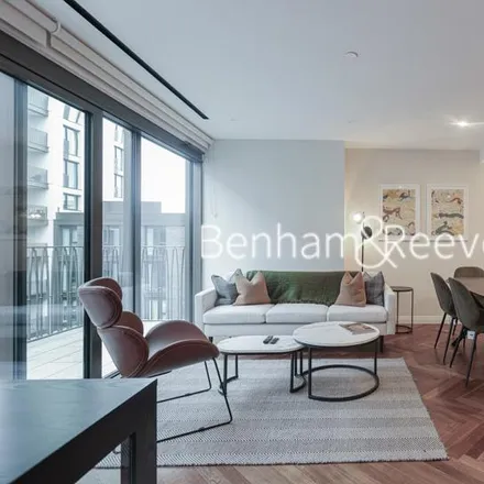 Rent this 2 bed apartment on The Wren in Michael Road, London