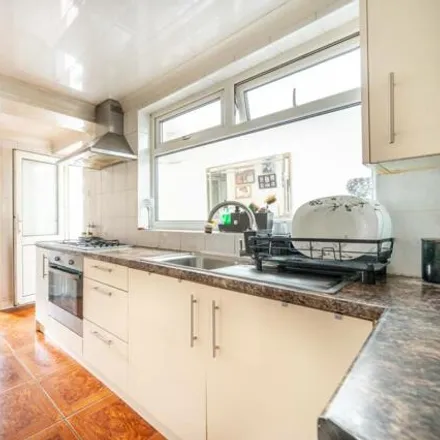 Buy this 3 bed townhouse on 18 Northbank Road in London, E17 4JZ