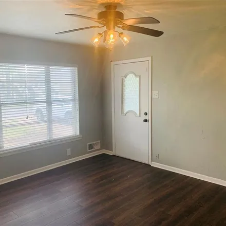 Rent this 3 bed apartment on 1931 West Bond Street in Denison, TX 75020