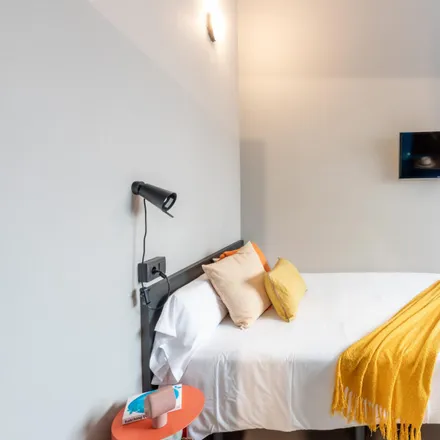 Rent this 4studio apartment on Avinguda del Paral·lel in 109, 08001 Barcelona