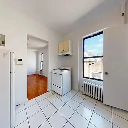 Rent this 1 bed apartment on 1427 York Avenue in New York, NY 10021