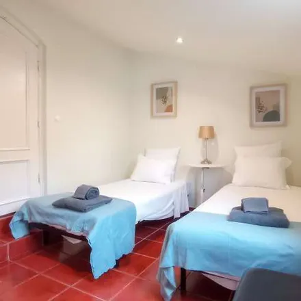Rent this 3 bed apartment on OPTIMISTIC in Rua Campos Júnior, 1070-138 Lisbon