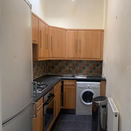 Image 4 - 20 Caledonian Place, City of Edinburgh, EH11 2AJ, United Kingdom - Apartment for rent