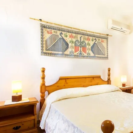 Rent this 2 bed house on Porto Columbu Via Maestrale 28 in Via Maestrale, 09018 Sarrocu/Sarroch Casteddu/Cagliari