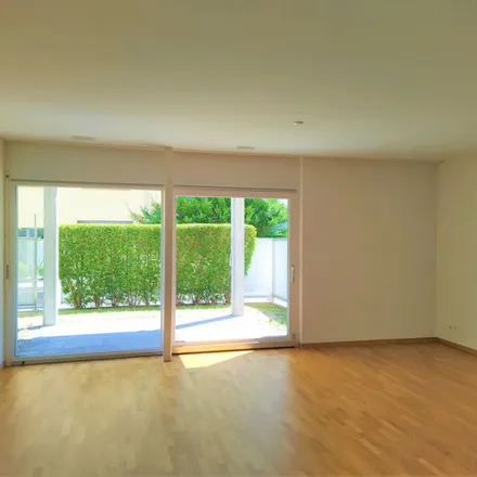 Rent this 3 bed apartment on Rue des Prés / Mattenstrasse 114 in 2503 Biel/Bienne, Switzerland