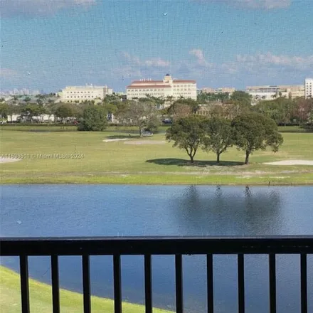 Image 7 - Grande Oaks Golf Club, 3201 Southwest 39th Place, Pine Island, FL 33328, USA - Condo for sale