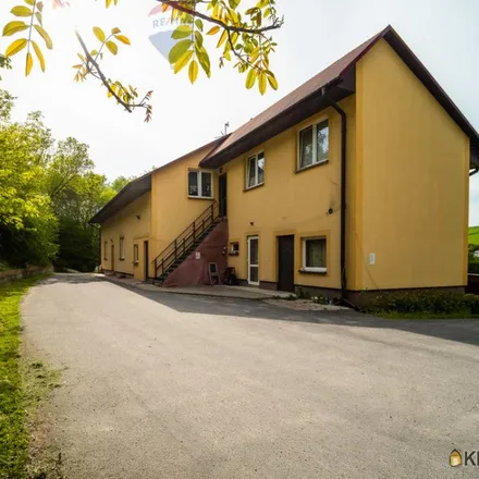 Buy this 14 bed house on Józefa Poniatowskiego 2 in 32-090 Słomniki, Poland