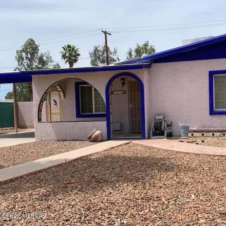 Buy this 3 bed house on 3311 East 23rd Street in Tucson, AZ 85713
