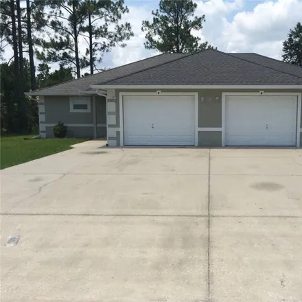 Buy this 6 bed house on 66 Prospect Lane in Palm Coast, FL 32164