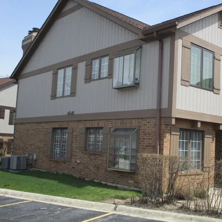 Buy this 2 bed condo on 7816 West Arquilla Drive in Palos Heights, IL 60463