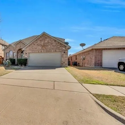 Image 3 - 682 Bushdale Drive, Southwind, Arlington, TX 76002, USA - House for sale