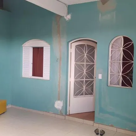 Buy this 2 bed house on Rua Goiás in Nova Era, Caieiras - SP