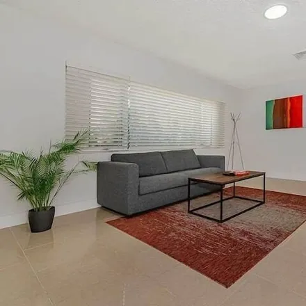 Image 3 - Pompano Beach, FL - House for rent