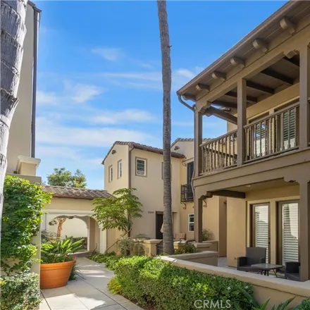 Image 3 - 21320 Alcazar Lane, Huntington Beach, CA 92648, USA - Townhouse for sale