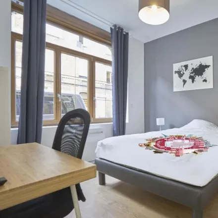 Rent this 4 bed room on 10 Rue Davy in 59037 Lille, France