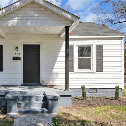 Image 1 - 340 Plum Street, Fayetteville, NC 28301, USA - House for sale