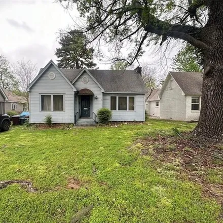 Buy this 3 bed house on 2401 South N Street in Fort Smith, AR 72901