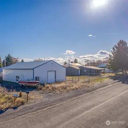 Buy this studio house on 209 Adrian Avenue Northwest in Soap Lake, Grant County