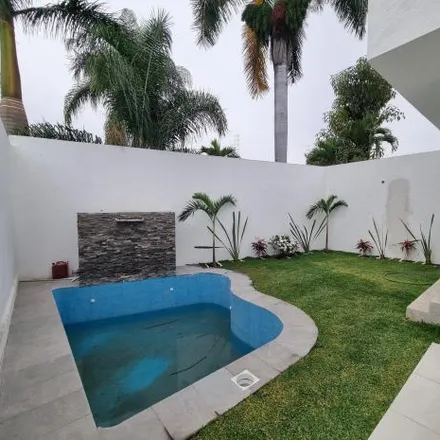 Buy this 4 bed house on Calle Ailes in Condominio Guacamayas, 62584 Tres de Mayo