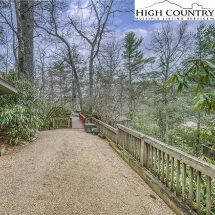 Buy this 1 bed house on 71 Key Ridge Road in Avery County, NC 28657