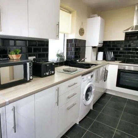 Image 2 - Bardolf Road, Old Cantley, DN4 6LW, United Kingdom - Townhouse for rent