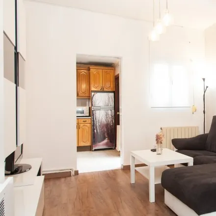 Image 2 - Calle del General Marvá, 35, 43, 28026 Madrid, Spain - Apartment for rent