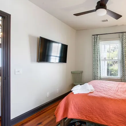 Rent this 1 bed condo on Savannah