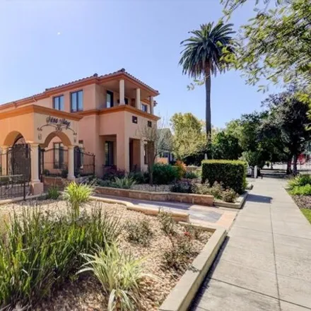 Image 3 - Allen & Colorado, Allen Avenue, Pasadena, CA 91126, USA - Townhouse for sale