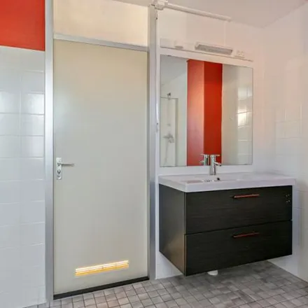 Image 2 - Klingelbeek 11, 5655 EN Eindhoven, Netherlands - Apartment for rent